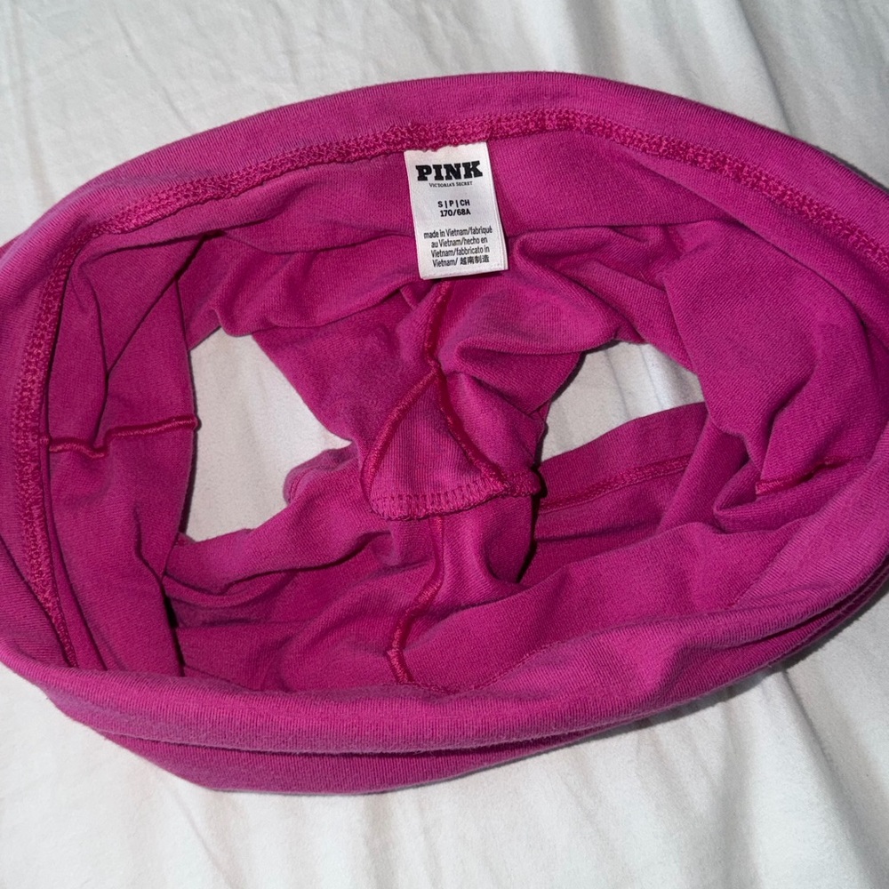 PINK Victoria's Secret Foldover Shorts - Picture 5 of 6